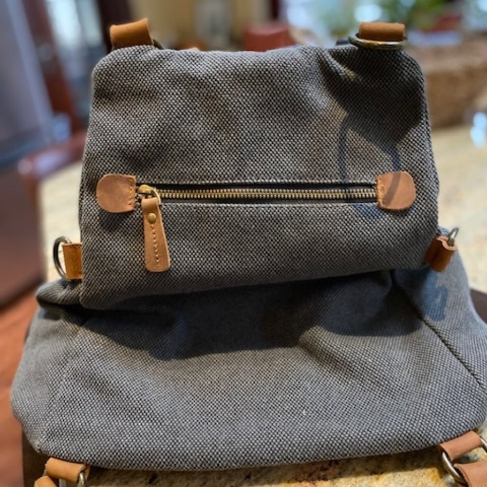 Davan Co. Multifunctional bag/backpack